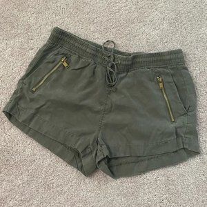 Divided by H&M - Olive Green Shorts